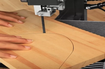 Şerit Testereler Neden Eğri Keser